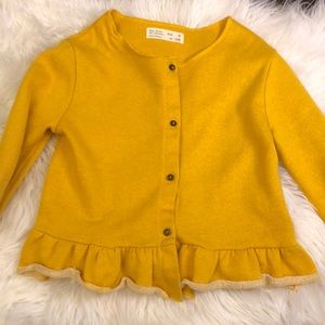 Girls Zara mustard sweater